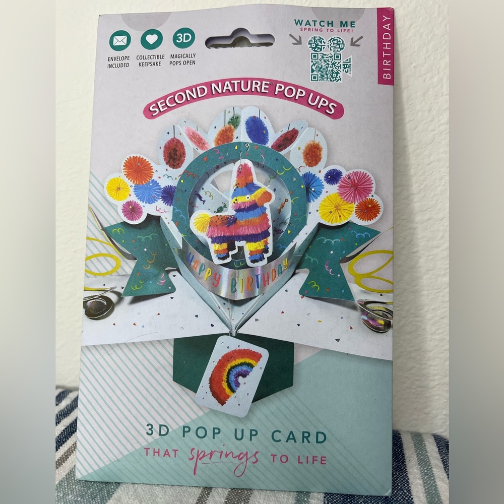 3D Pop Up Birthday Greeting Card by Second Nature - PINATA Happy Birthday NEW